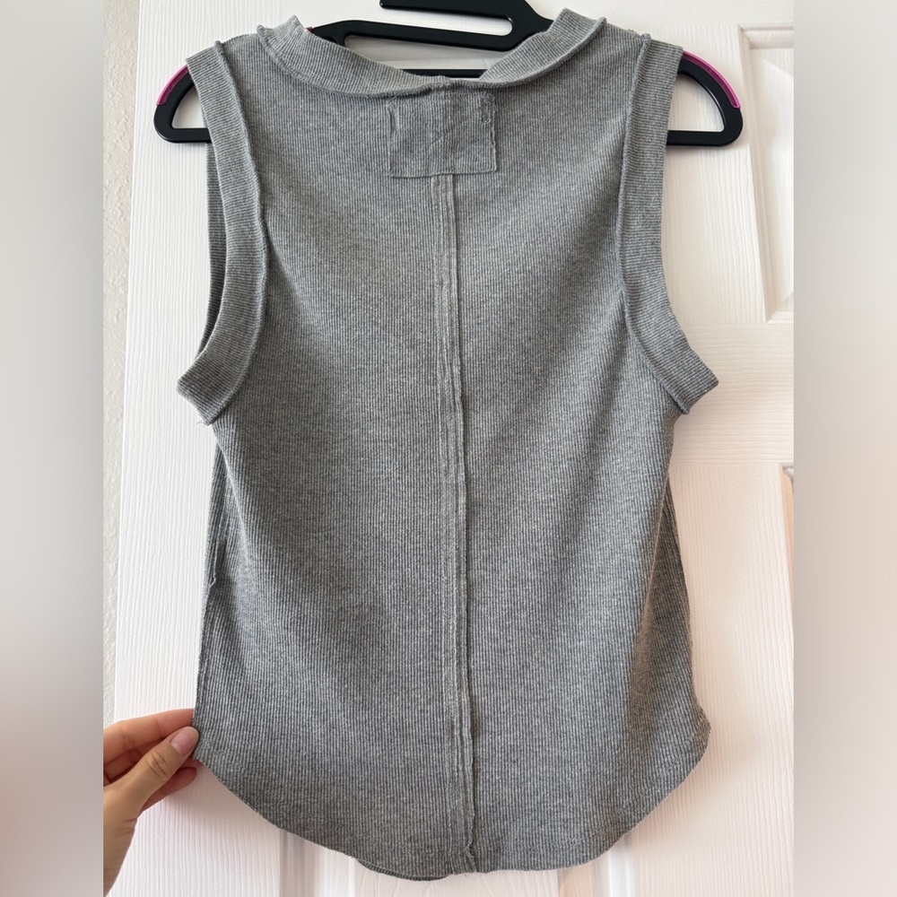 Free people tank - grey- sizeM - Picture 2 of 6